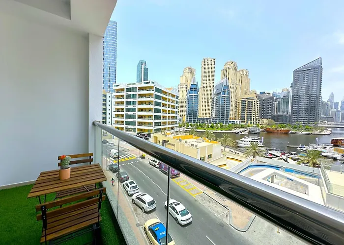 Luxury Studio W Marina View & New Furnishings For 4 Pax