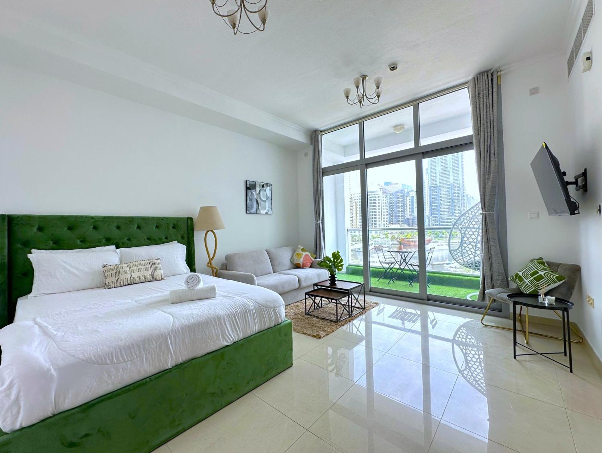 Luxury W Marina View & New Furnishings For 4 Pax *